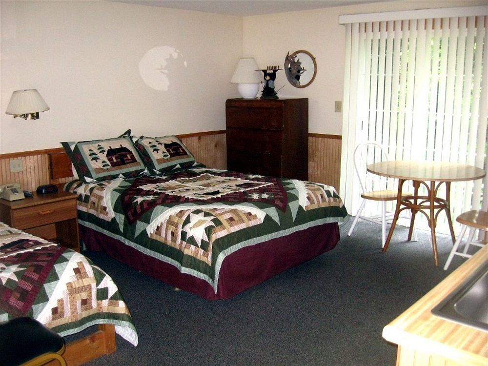 Bear Tree Lodge Уиърс Бийч Стая снимка