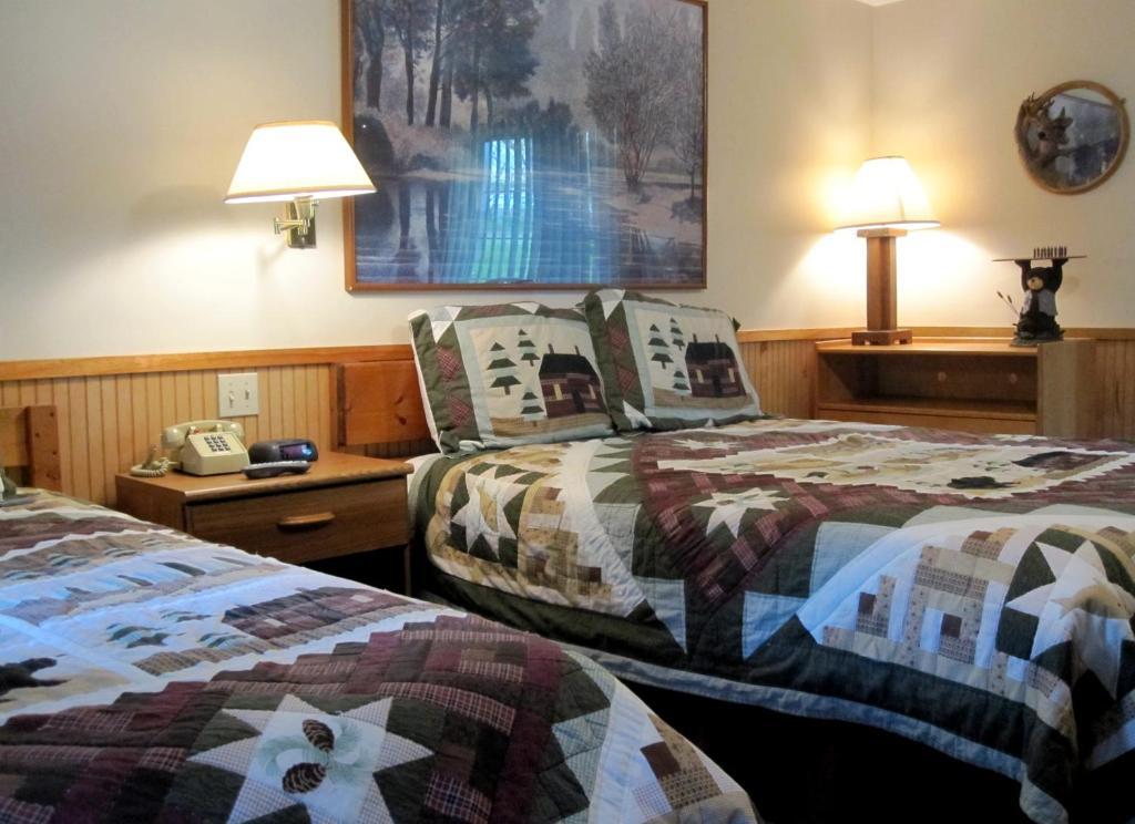 Bear Tree Lodge Уиърс Бийч Екстериор снимка